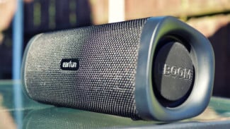 EarFun UBoom L: Speaker Portable IP67 yang Bisa Jadi Soundbar Mini! Harga 900 Ribuan Bikin Ngiler!