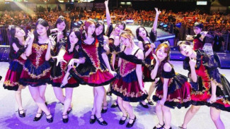 Skandal Foto Kue Vulgar: General Manager JKT48 Resmi Dinonaktifkan Sementara