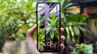 5 Alasan Kenapa HP dengan Kamera OIS Wajib Dimiliki di 2025, Terutama Buat Penggila Foto dan Video!