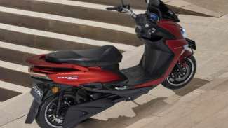 6 Perbandingan Biaya Harian Motor Listrik vs Bensin untuk Driver Ojol, Mana Yang Lebih Hemat