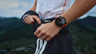 Suunto Race 2 & Wing 2 Resmi Dirilis: Jam Tangan Lari Tercanggih dan Headphone Masa Depan