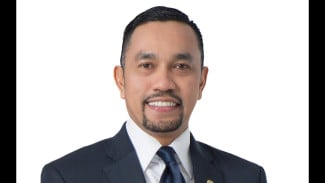 Profil Lengkap Ahmad Sahroni: Dari Jalan Jalannya Kuliah hingga Kontroversi Terbarunya