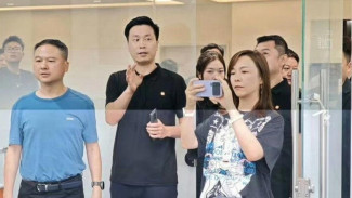 Bocoran Xiaomi 16 Pro Max Ungkap Desain Modul Kamera Horizontal dengan Layar Tambahan!