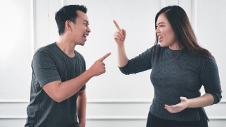 Tanda Hubungan yang Bikin Hidup Berantakan dan Menguras Mental