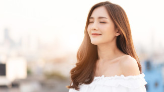 Cara Tampil Wangi dan Fresh Seharian Meski Cuaca Panas