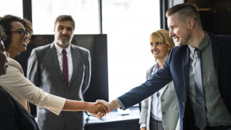 Siap-Siap Sukses! Primbon Sebut 7 Weton Ini Bakal Makin Berkah di Usia 40 Tahun Ke Atas