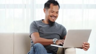 Tak Perlu TV Fisik, Begini Cara Nonton TV di Laptop Secara Gratis dan Praktis!
