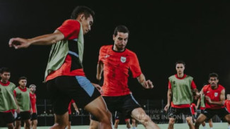 Patrick Kluivert Akui Situasi Dilema Jelang Irak, Rizky Ridho dan Justin Hubner Masih Tanda Tanya