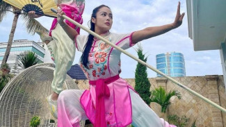 Kris Dayanti Bikin Heboh! Siap Bela Indonesia di Kejuaraan Wushu Dunia di China, Penampilannya Jadi Sorotan!