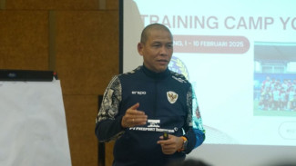 Nova Arianto Tegaskan Formasi 3 Bek Warisan STY Masih Jadi Senjata Timnas Indonesia U-17 di Piala Dunia 2025