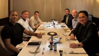 Media Belanda Sindir PSSI: “Negara Gila Bola yang Berani Pecat Figur Penting Eropa”