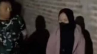 Link Viral Video 9 Menit 30 Detik Bernama Bu Ida Tuban, Apakah Ini Hoax? Temukan Jawabannya!