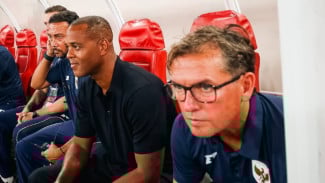 Alex Pastoor Tak Menyangka Dipecat Bareng Kluivert, Ternyata Sempat Lakukan Hal Mengejutkan Sebelumnya