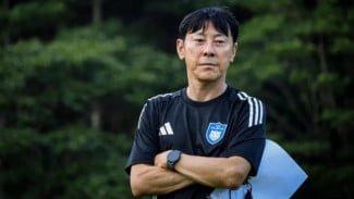 Eks Persija Heran Shin Tae-yong Disingkirkan, Padahal Bahasa Sepak Bola Tak Butuh Alasan