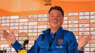 Media Belanda Kompak Bungkam, Hanya Satu yang Ungkap Fakta Mengejutkan soal Louis Van Gaal dan Timnas Indonesia
