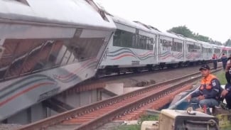 Anjlok di Bekasi, KA Purwojaya Ganggu Perjalanan 6 Kereta Lintas Cirebon