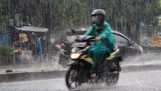 Hujan Ekstrem Mengancam! Cek Apakah Kota Anda Masuk Daftar BMKG 26–27 Oktober