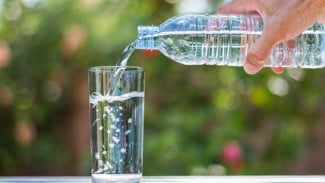 Ternyata Lidah Bisa Bedakan Air! Ini Alasan Air Mineral Rasanya Tak Sama