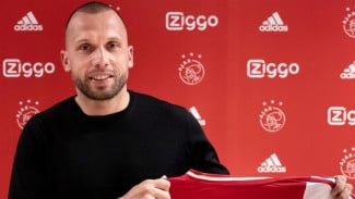 Timnas Indonesia Nyaris Dipegang John Heitinga, Kini Nasibnya di Ajax Amsterdam Jadi Sorotan!