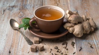 Sering Masuk Angin Saat Hujan? Ini 6 Minuman Penghangat Alami yang Bikin Badan Nyaman!