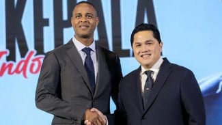Kabar Mengejutkan! Patrick Kluivert Siap Comeback Usai Dipecat dari Timnas Indonesia, Media Belanda Bocorkan Klub Anyar
