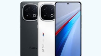 Harga Beda Rp1 Juta, Tapi Performa Beda Jauh! S24 FE vs iQOO 13 Duel Spesifikasi