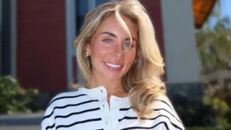 Heboh! Bintang Porno Inggris Bonnie Blue Diciduk Polisi Bali, Ada BangBus Biru