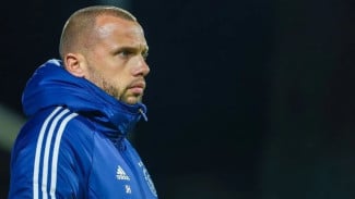 PSSI Siap Keluarkan Rp30 Miliar? Gaji Heitinga Bikin Kluivert Kalah Jauh!