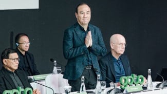 Saham GoTo Melesat! CEO Baru Hans Patuwo Bawa Angin Perubahan & Isu Merger