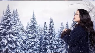 Tatapannya Kosong, Pikirannya soal Kematian-Video Lawas Lula Lahfah Bikin Netizen Merinding