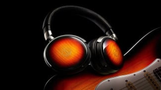 Audio-Technica ATH-WP900SE: Headphone Kayu Ash Edisi Terbatas