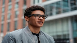 Rokid AI Glasses Style: Bisa Pilih Google Gemini atau ChatGPT!