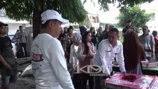 Udah Melanggar, Marah-marah, Dedi Mulyadi Tegur PKL Saat Bersih-bersih Bandung