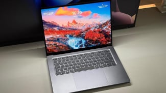 Microsoft Rilis Firmware Perdana Surface Laptop Ultra Perbaiki Bug Layar dan Daya
