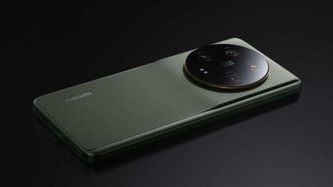 Bocoran Spesifikasi Xiaomi 15: Tiga Kamera 50 MP Siap Meluncur Oktober 2024!