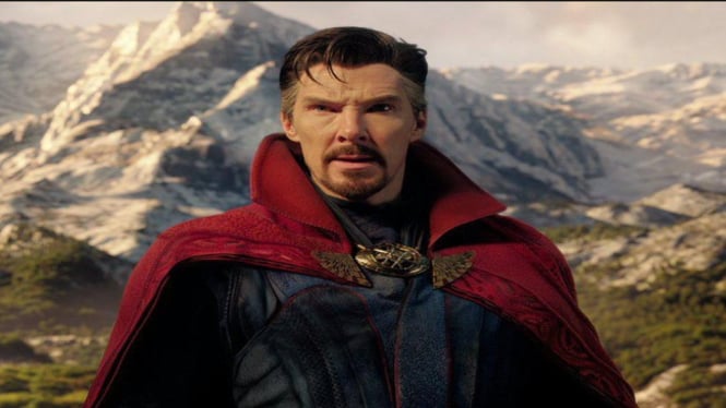 Benedict Cumberbatch Bocorkan Avengers 5? Doctor Strange Siap Kembali Beraksi!