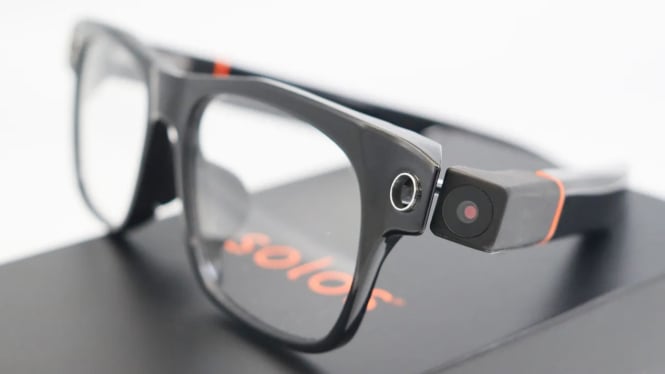 Kacamata Pintar Solos AirGo Vision: Pertama di Dunia dengan Kekuatan GPT-4o, Pesaing Meta Ray-Ban!