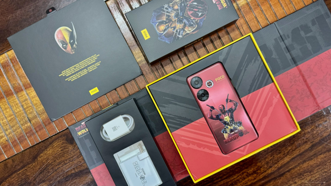 Poco F6 Deadpool Edition