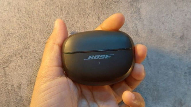 Revolusi Baru Mendengarkan Musik dengan Bose Ultra Open Earbuds!