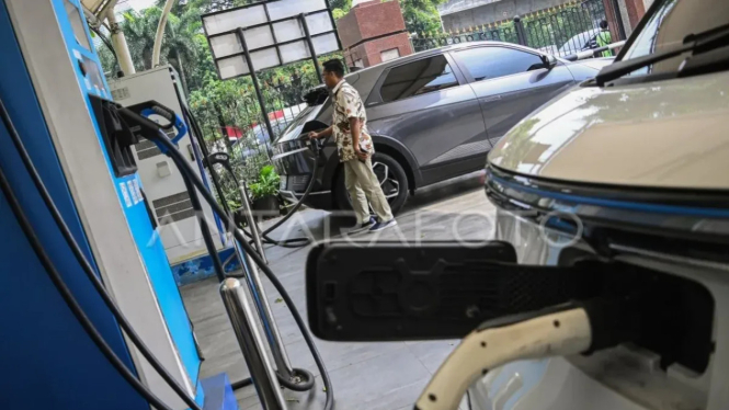 Indonesia Siap Jadi Raja Baterai, Dominasi Pasar Mobil Listrik!