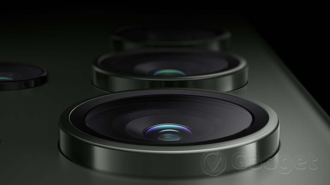 Smartphone Samsung dengan Kamera Terbaik 2024