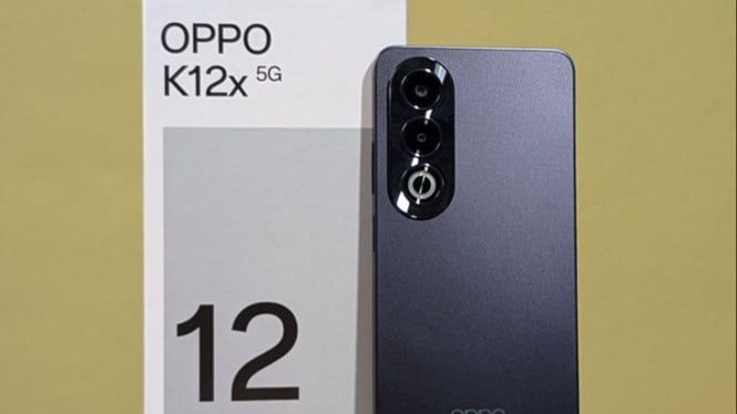 Oppo K12x 5G Hadir dengan Varian Warna Pink