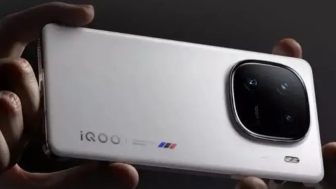 iQOO 13 Siap Meluncur Global: Hadirkan Snapdragon 8 Gen 4 dan Fitur Canggih!