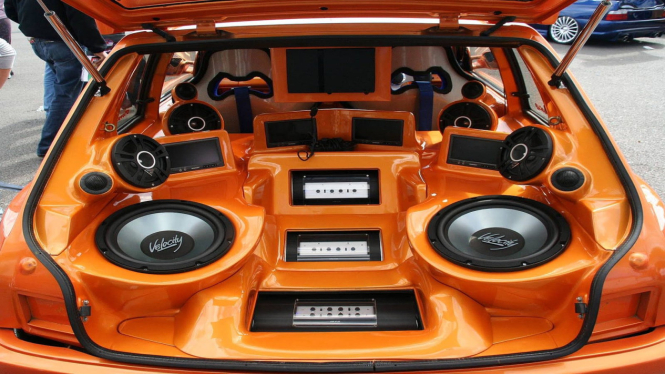 Speaker Mobil Terbaik untuk Pengalaman Audio Premium