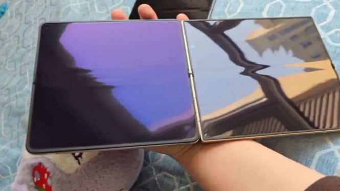 Samsung W25 (Galaxy Z Fold SE): Smartphone Lipat Tanpa Bekas Lipatan yang Nyaris Sempurna