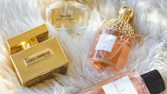 10 Parfum Wanita Tahan Lama untuk Tampil Percaya Diri Sepanjang Hari