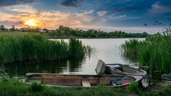 5 Spot Untuk Mancing Terbaik di Indonesia, Penuh Ikan Monster dengan Tarikan Dahsyat!