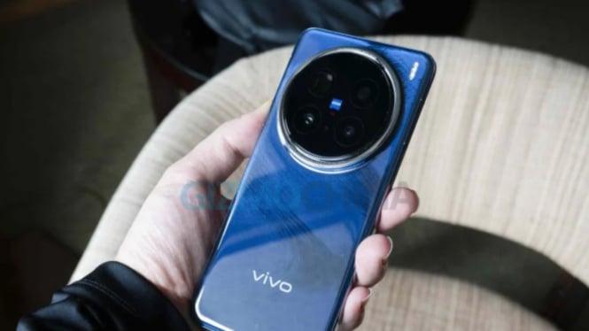 Bocoran Vivo X200 Ultra: Hadir dengan Kamera Telefoto 200 MP Setara DSLR dan Video 4K 120fps di Semua Lensa!