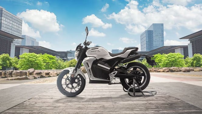 130km Sekali Cas! Rakata NX8, Motor Listrik untuk Perjalanan Jauh dengan Harga Terjangkau!