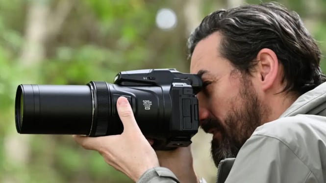 Nikon Coolpix P1100 Resmi Meluncur, Zoom 600x Bikin Takjub!